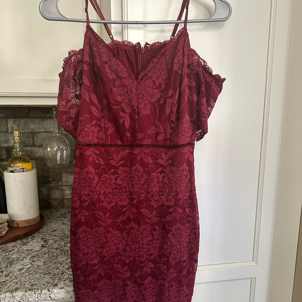 Lulus lace dress